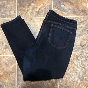 Old Navy size 18 short sweetheart.